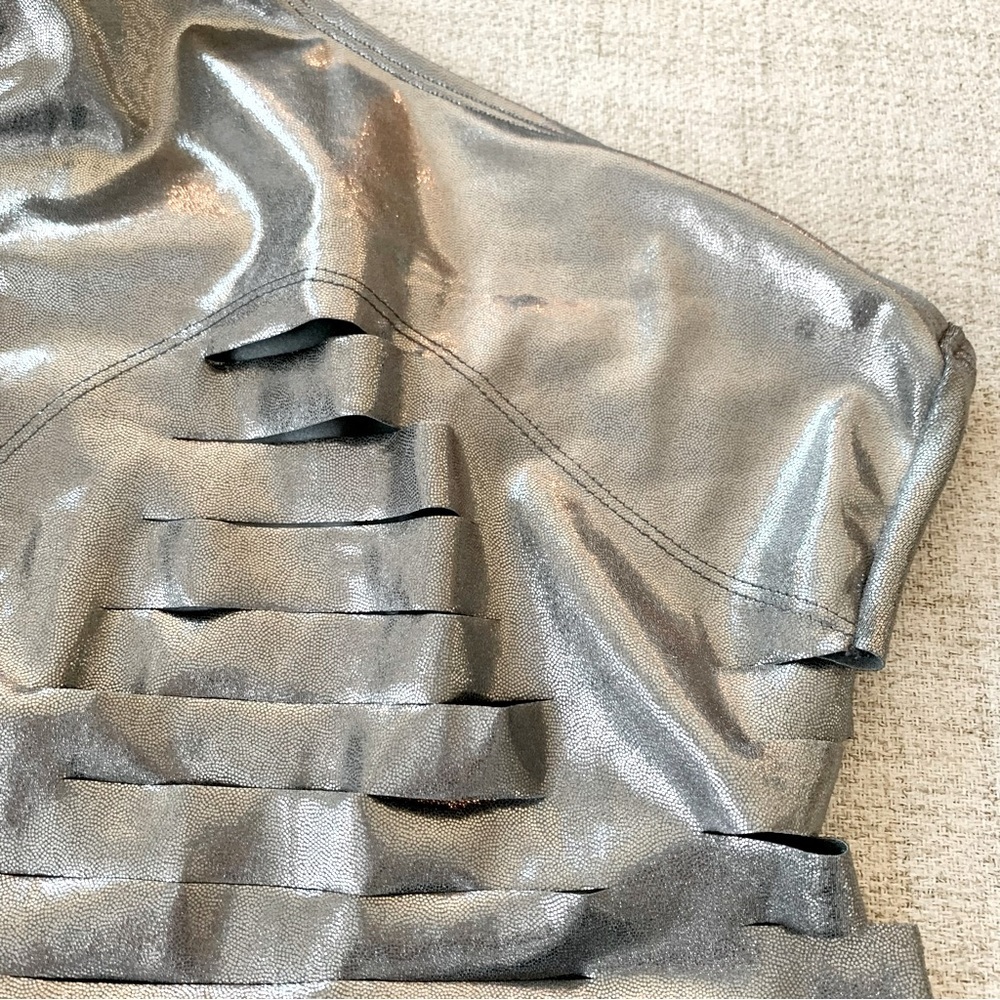 NWOT Sexy Silver Metallic Foil Shredded Cut-Out One-Piece One-Shoulder Swimsuit - Picture 7 of 11